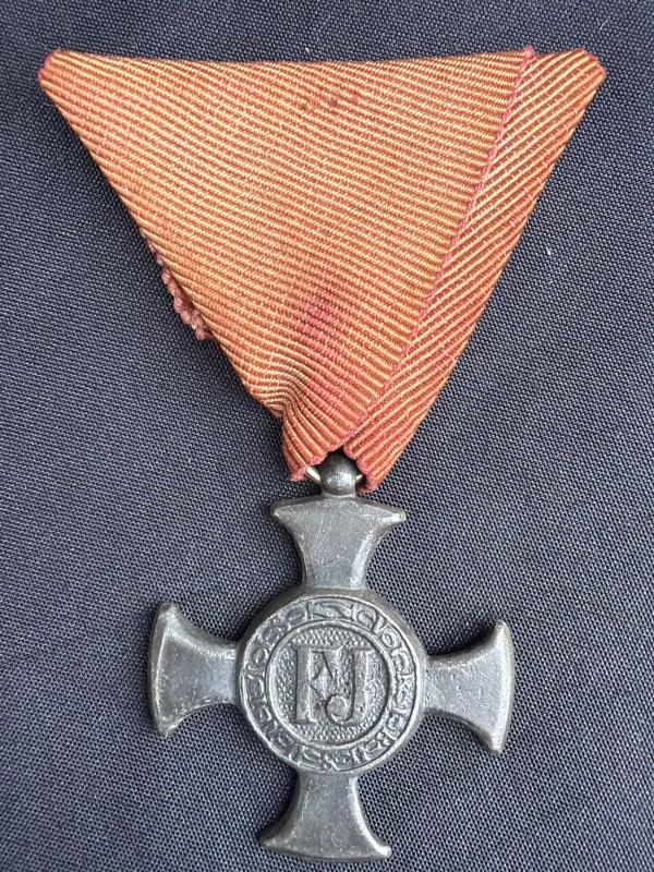 WW1 Austrian 1916 Service Cross
