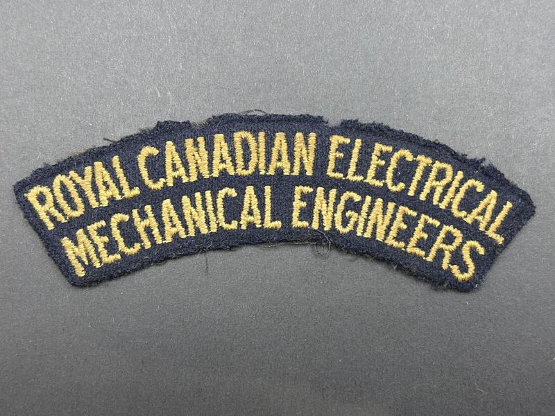 WW2 Royal Canadian Electrical Mechanical Engineers Shoulder Title