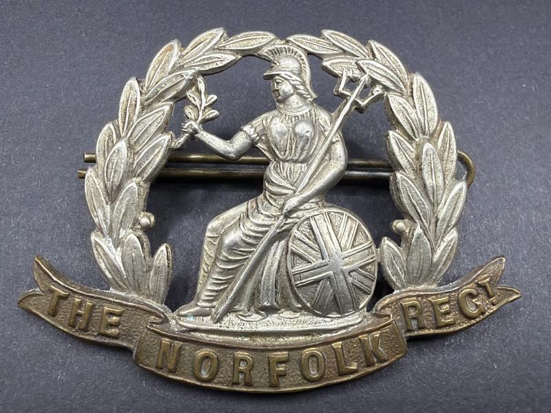 WW1 Norfolk Regiment Cap Badge