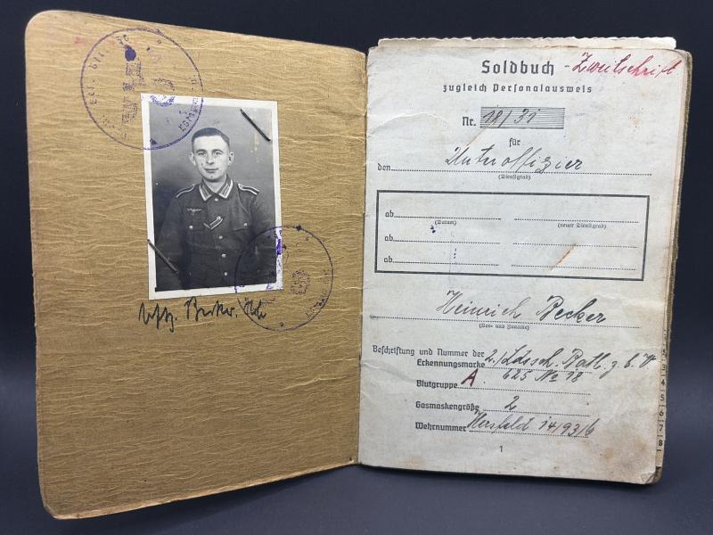 German Army Soldbuch Unteroffizier Heinrich Becker Gren.Regt.57 9th Infantry Division