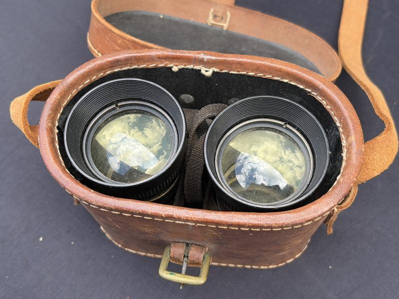 WW2 British Army 2.5X50 Airborne Binoculars With Case