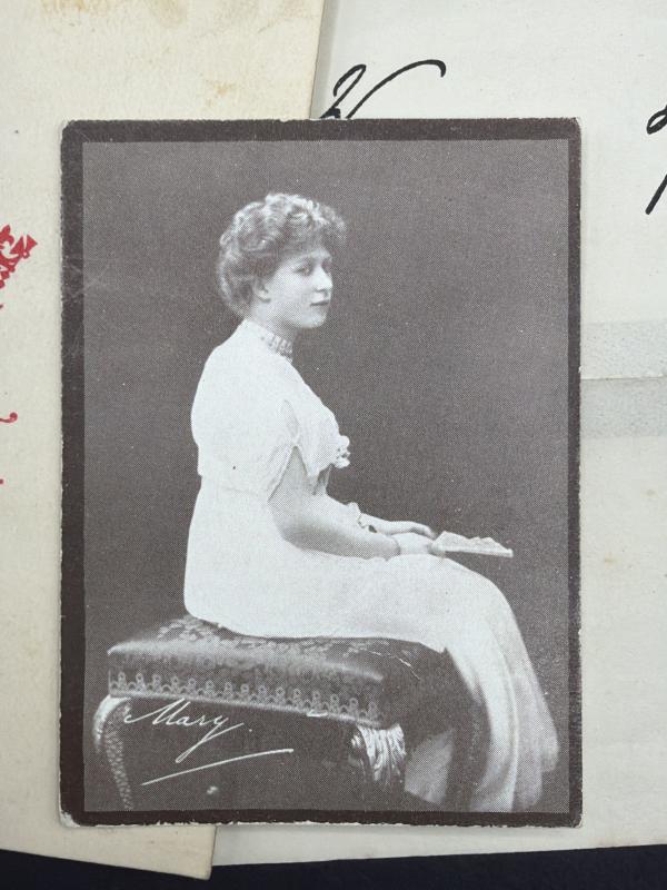 Assorted Contents To The 1914 Princess Mary Gift Tin
