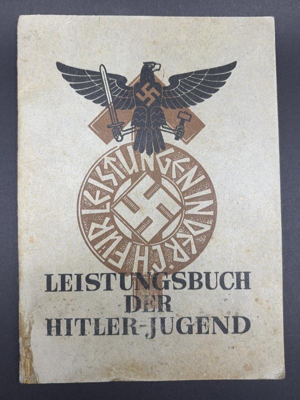 HJ Leistungsbuch Issued To Alfred Dorer Bann 40