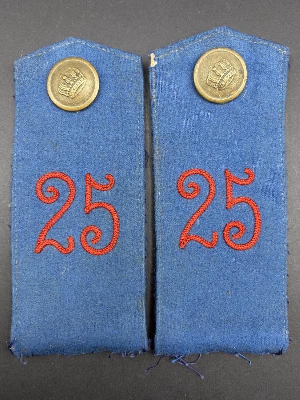 WW1 Prussian Infantry Regiment 25 Shoulder Straps