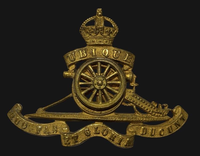 WW2 British Army Royal Artillery Officers Gold Guilt Cap Badge
