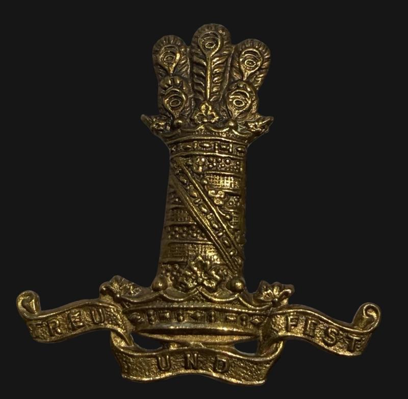 WW1 11th Hussars Cap Badge