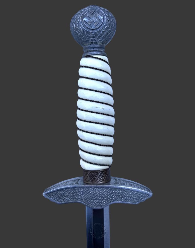 German Luftwaffe Officers/ NCOs 2nd Pattern Dagger Gustav Spitzer Solingen