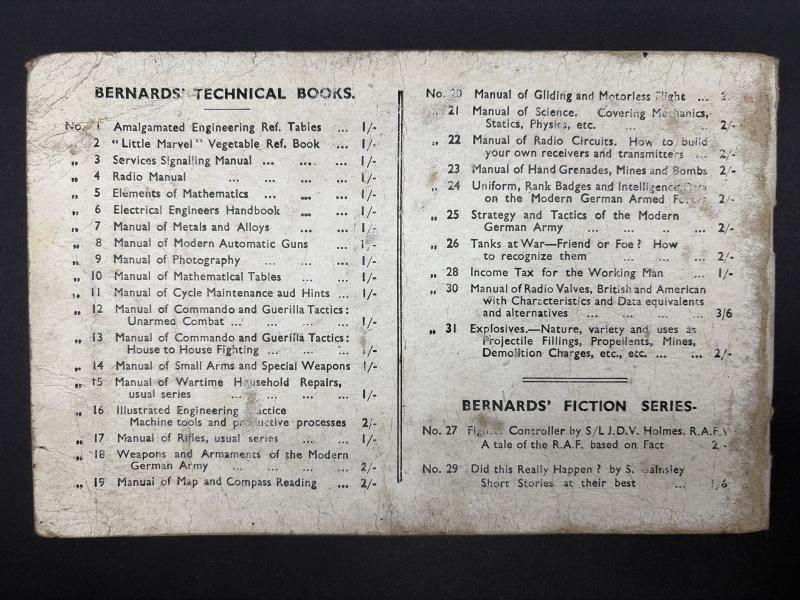 1943 Print Uniforms Badges And Intelligence Data etc Of The German Forces (HG & Service Personnel)