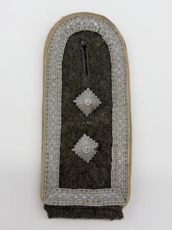 German Army Infantry Oberfeldwebel M42 Shoulder Board