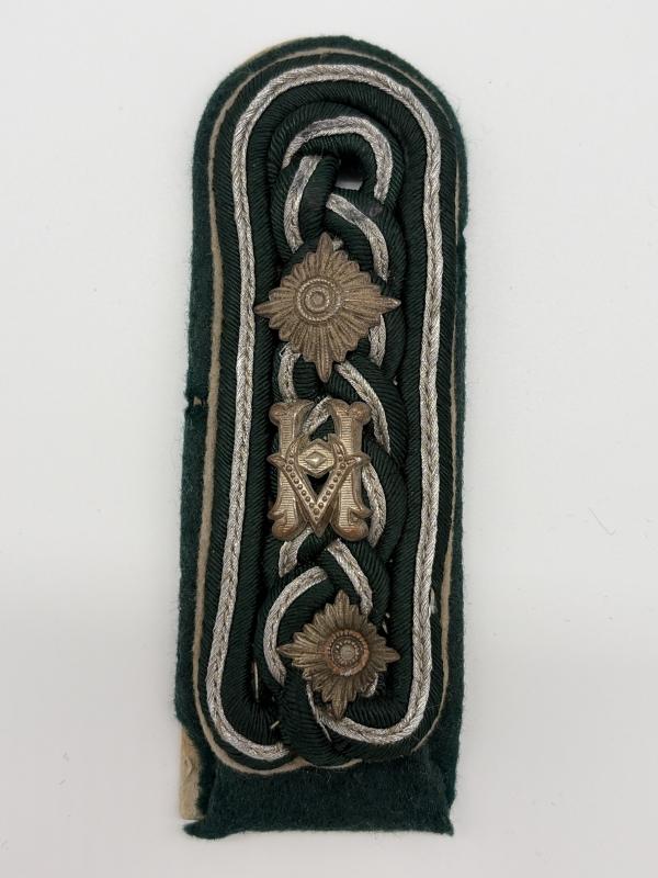 German Army Administration Oberfeldwebel Shoulder Board