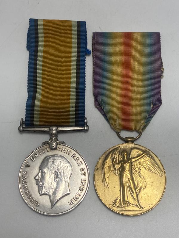 Pair of War Medals 60086 PTE.J.E.GARLING. R.SCOTS.